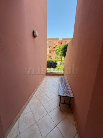 appartement-meuble-2-chambres-residence-avec-pisci-big-2