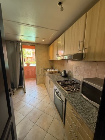 appartement-meuble-2-chambres-residence-avec-pisci-big-3