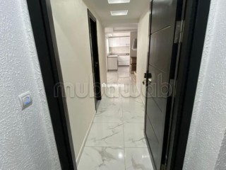 Bel appartement à vendre à Al Hoceima. Surface totale 100 m². Meublé - Appartement à vendre - Al Hoceïma