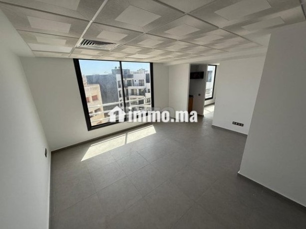 plateaux-bureaux-a-louer-cfc-casablanca-big-4
