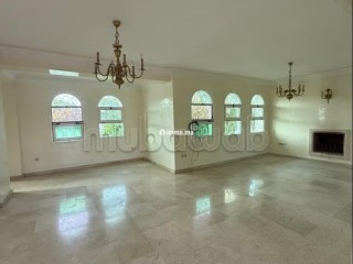Location villa non meublée 5 belles chambres. Piscine et cheminée - Villa à louer - Tanger