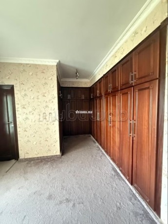 location-villa-non-meublee-5-belles-chambres-piscine-et-cheminee-big-18
