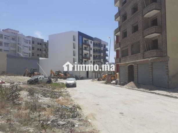 terrains-300-m2-zone-immeuble-bouhalf-big-0