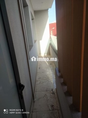 bureau-vide-a-louer-situe-a-hay-salam-agadir-big-5