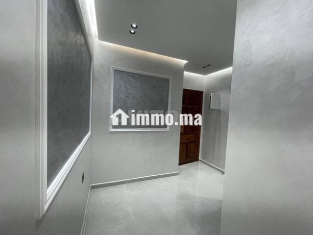 appartement-meuble-2-chambres-a-allal-fassi-big-2