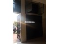 magasin-avec-2-facades-opposees-small-1
