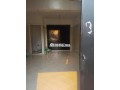 magasin-avec-2-facades-opposees-small-2
