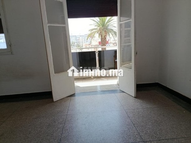 un-tres-bon-appartement-vide-a-loue-big-0