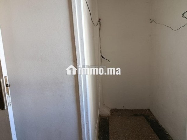 un-tres-bon-appartement-vide-a-loue-big-9