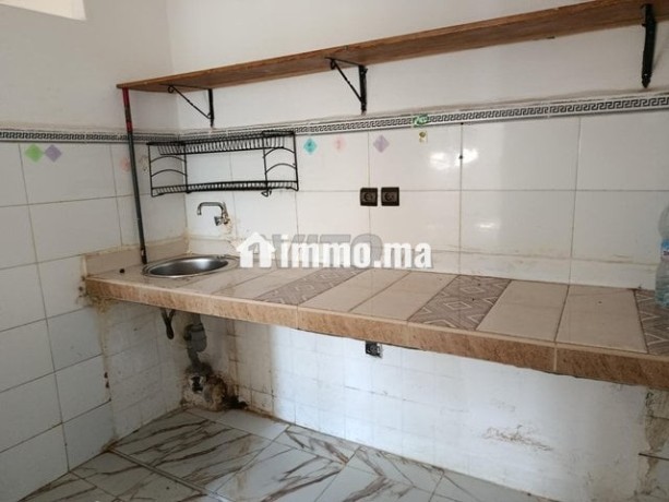 un-tres-bon-appartement-vide-a-loue-big-5