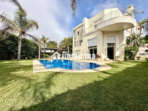 a-louer-villa-luxueuse-meublee-avec-ascenseur-big-3