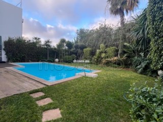 maison-de-haut-standing-a-vendre-a-ain-diab-4-chambres-porte-blindee-et-systeme-de-double-vitrage