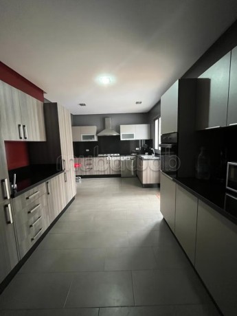 maison-de-haut-standing-a-vendre-a-ain-diab-4-chambres-porte-blindee-et-systeme-de-double-vitrage-big-4
