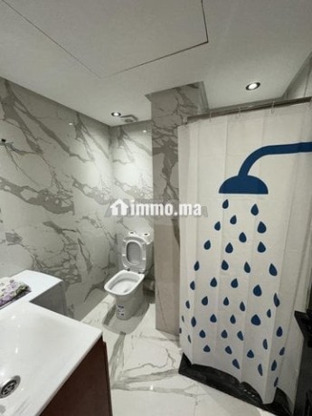 studio-meuble-a-louer-en-plein-maarif-40-m2-big-2