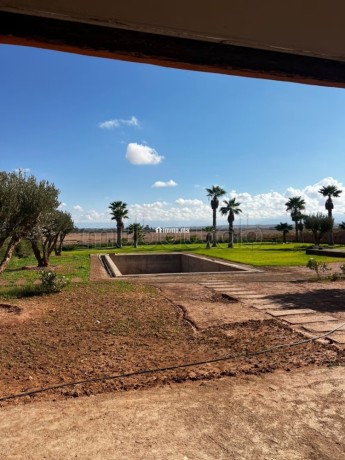 villa-titree-a-vendre-a-tameslouht-big-4