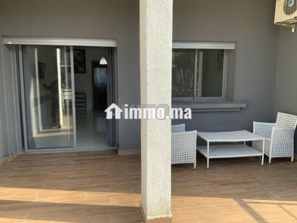 studio-vid-avec-grand-terrasse-a-mansoria-big-5
