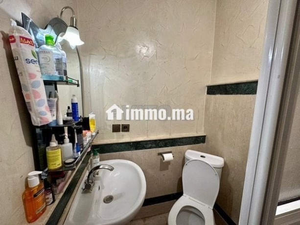 studio-meuble-piscine-av-m6-pres-palais-congres-big-8