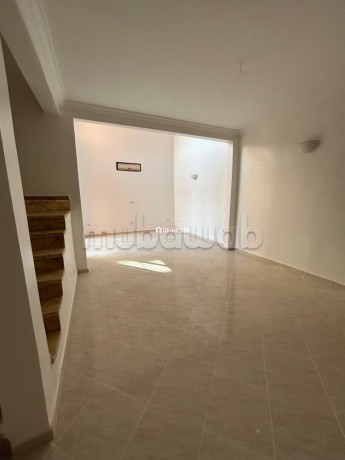 location-appartement-a-route-de-casablanca-big-1