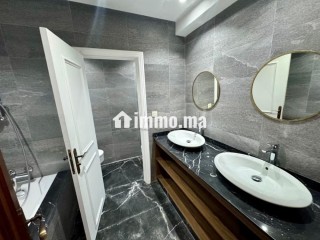Appartement de standing derrière Zara - Appartement à louer - Casablanca