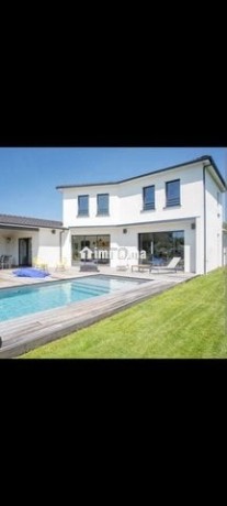 sup-terrain-villa-200m-big-0