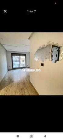 appartement-vide-sur-emile-zola-belvedere-big-0