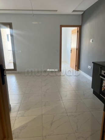 bel-appartement-en-location-a-roches-noires-1-chambre-parking-et-ascenseur-big-3