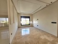tres-bel-appartement-en-location-a-oasis-surface-totale-60-m2-fenetres-avec-double-vitrage-et-porte-blindee-small-9