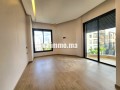 tres-bel-appartement-en-location-a-oasis-surface-totale-60-m2-fenetres-avec-double-vitrage-et-porte-blindee-small-8