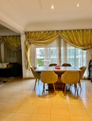 location-dun-appartement-au-centre-de-tanger-pres-de-malabata-5-pieces-bien-meuble-big-3