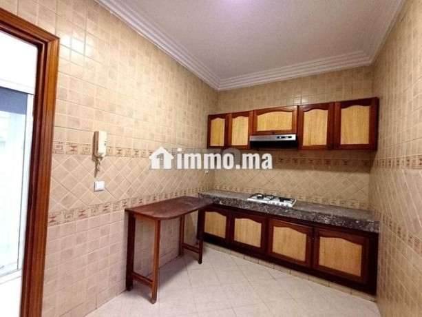 studio-h-stand-74m2-terrasse-05mn-yaacoub-mansour-big-9
