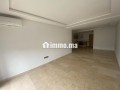 magnifique-studio-sans-vis-a-vis-a-vendre-small-1