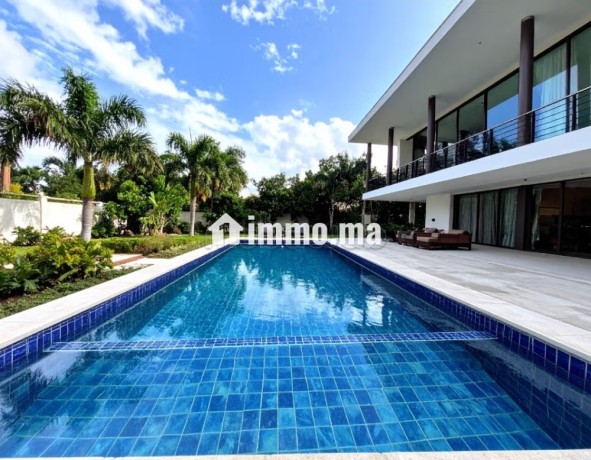 splendide-villa-sans-vis-a-vis-a-vendre-big-0