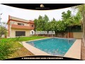 villa-vide-850-m2-a-louer-avec-piscine-privee-les-portes-small-0