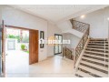 villa-vide-850-m2-a-louer-avec-piscine-privee-les-portes-small-7
