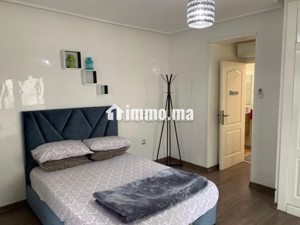 appartement-3-chambres-avec-grand-terrasse-big-8
