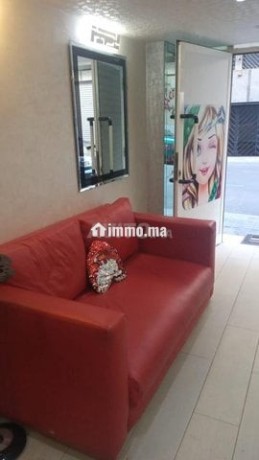salon-de-coiffure-et-esthetique-a-vendre-equipe-big-3
