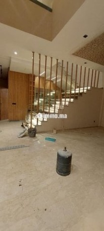 villa-haut-standing-avec-piscine-big-5