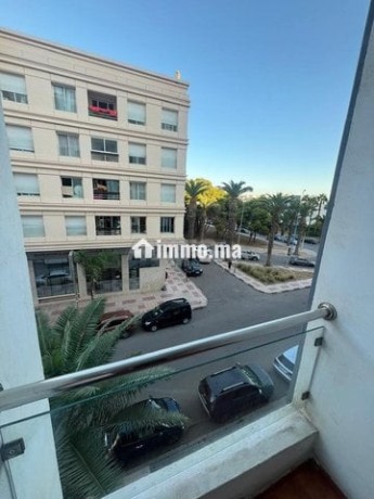 studio-meuble-avec-balcon-big-1