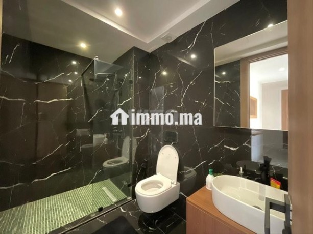 magnifique-studio-a-louer-au-princesse-big-2