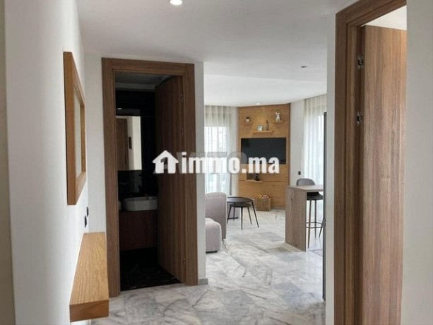 magnifique-studio-a-louer-au-princesse-big-6