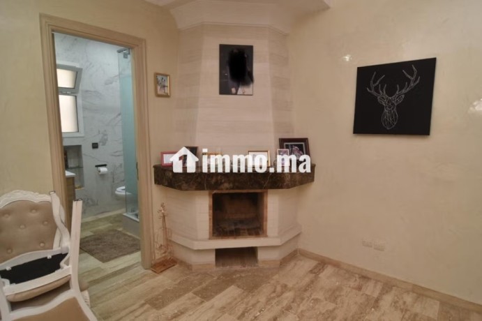 appartement-bien-situe-a-maarif-extension-big-10