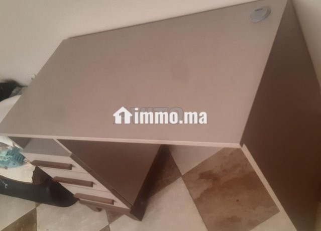 bureau-detudiant-big-1
