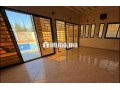 villa-moderne-avec-piscine-en-location-small-0