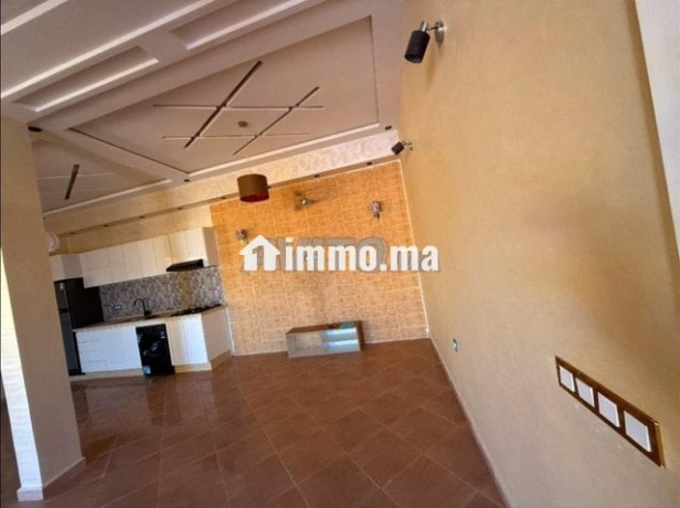 villa-moderne-avec-piscine-en-location-big-4
