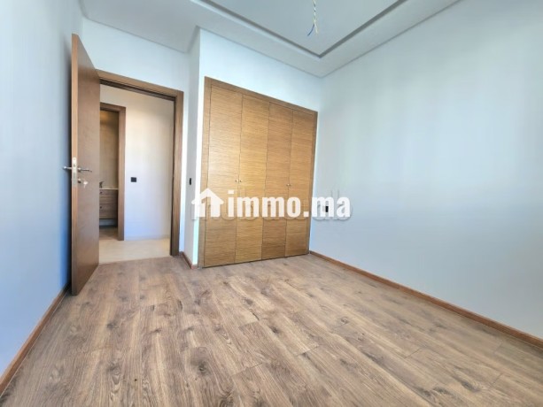 superbe-appartement-a-louer-a-casablanca-finance-city-3-grandes-pieces-ascenseur-et-stationnement-big-8