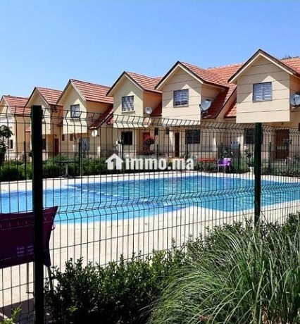 chalets-et-appart-avec-piscine-au-coeur-difrane-big-0