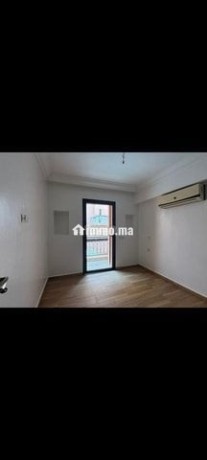 apartement-majorelle-vide-avec-grand-terasse-big-4