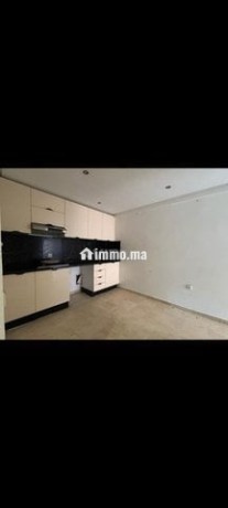 apartement-majorelle-vide-avec-grand-terasse-big-6
