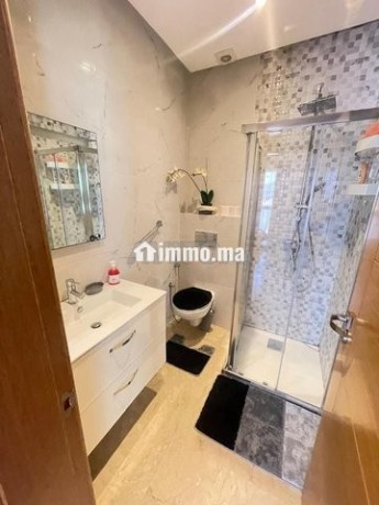 bel-apparement-dans-une-belle-residence-piscine-big-5