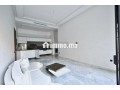 studio-de-luxe-de-88-m2-vue-piscine-small-1